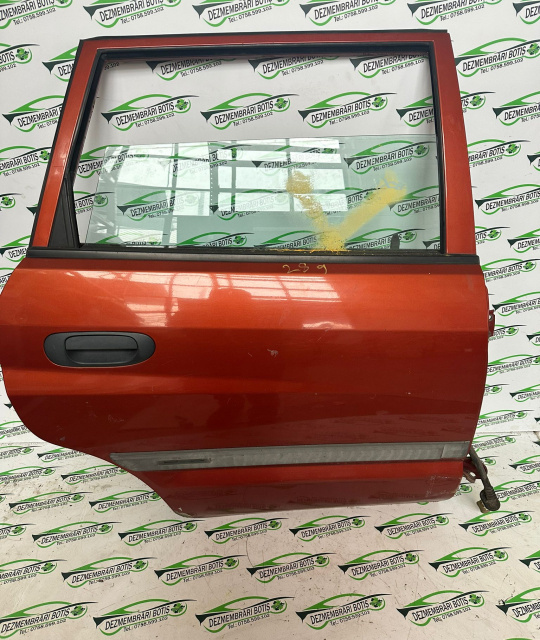 Usa spate dreapta Mitsubishi Space Star [facelift] [2002 - 2005] Minivan 1.3 MT (82 hp)