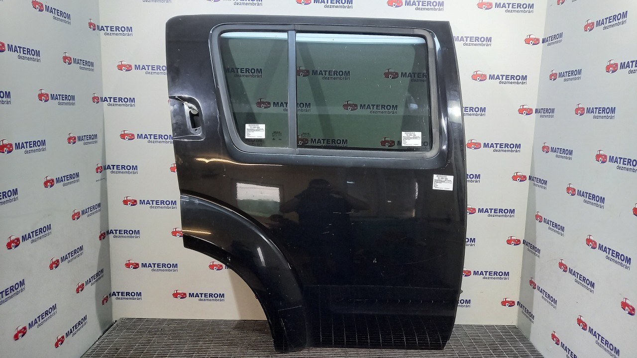 USA SPATE DREAPTA NISSAN PATHFINDER PATHFINDER - - (2005 2010)
