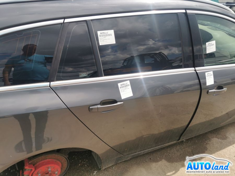 Usa Spate Dreapta Opel INSIGNIA combi 2008