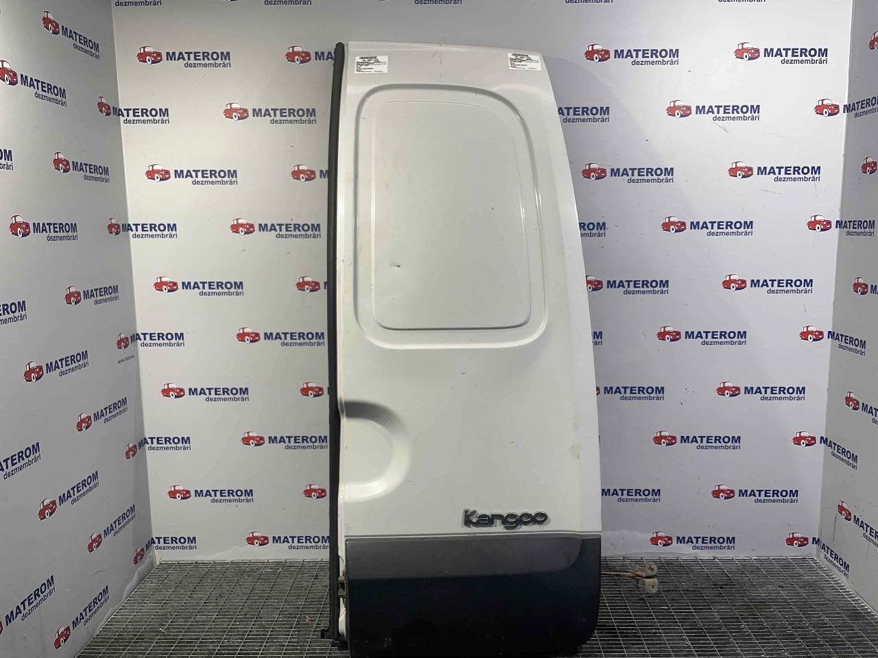 USA SPATE DREAPTA RENAULT KANGOO - - (1997 2003)