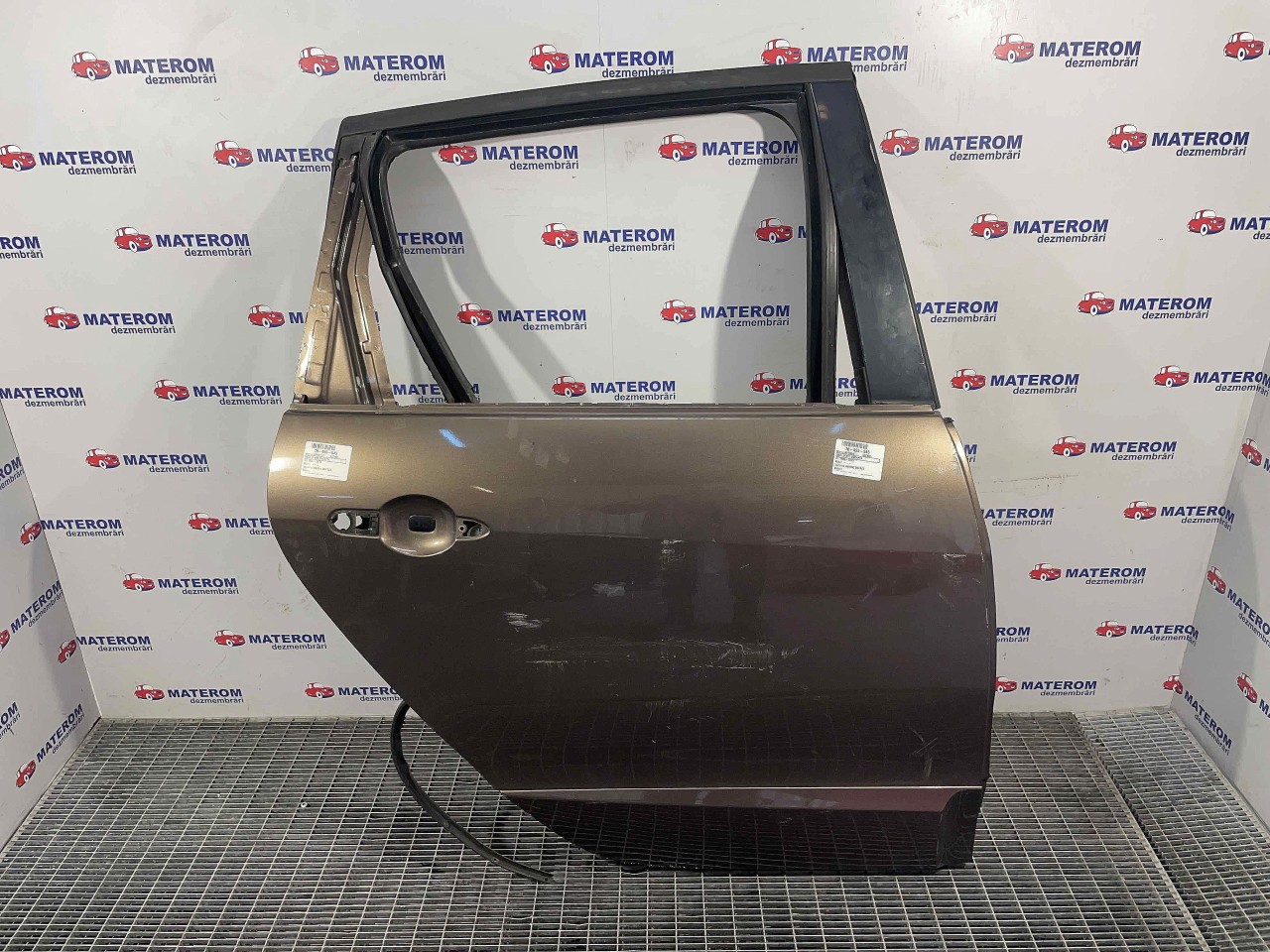 USA SPATE DREAPTA RENAULT SCENIC SCENIC - - (2009 2013)
