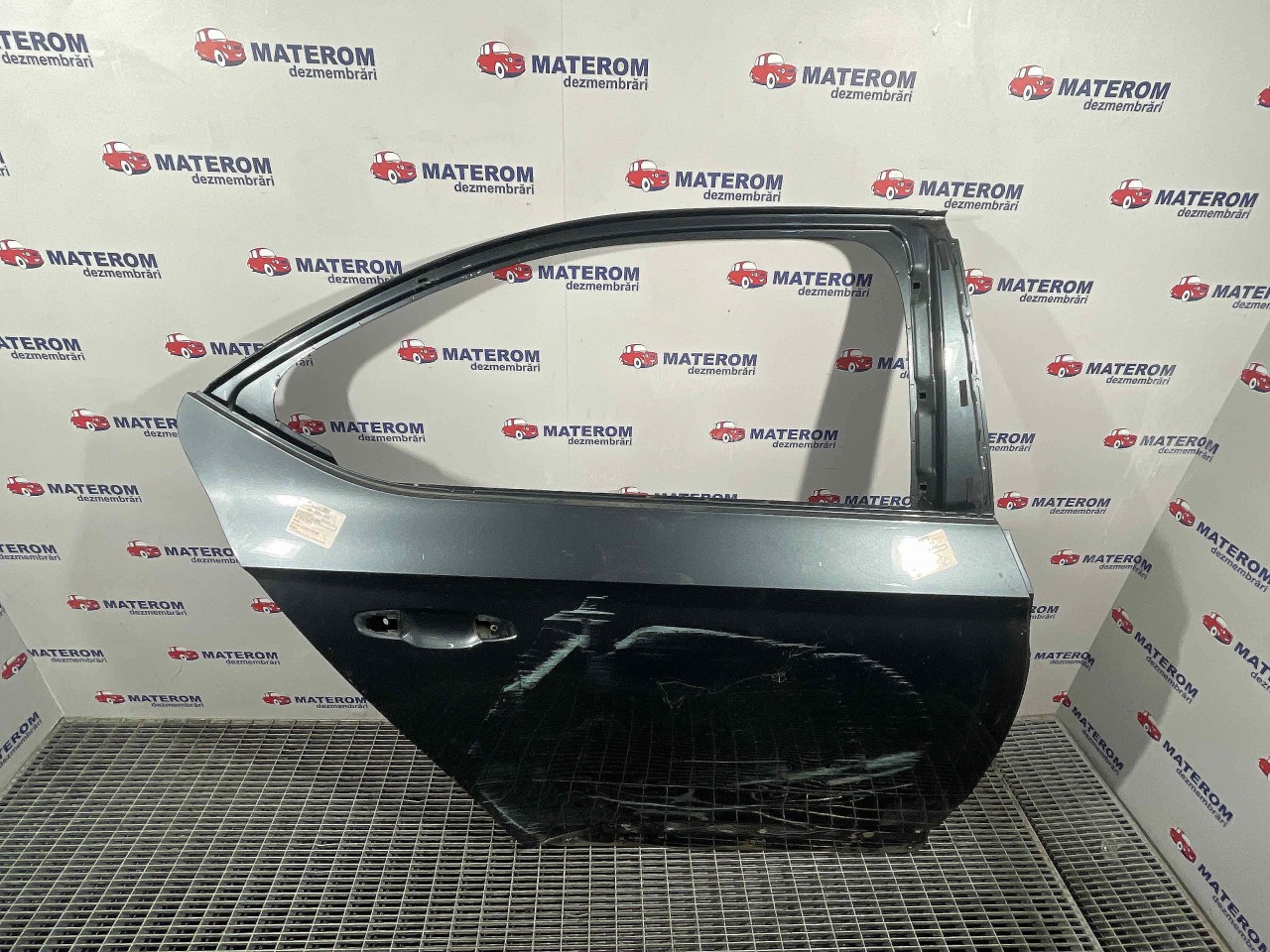 USA SPATE DREAPTA SKODA SUPERB - - (2015 2020)
