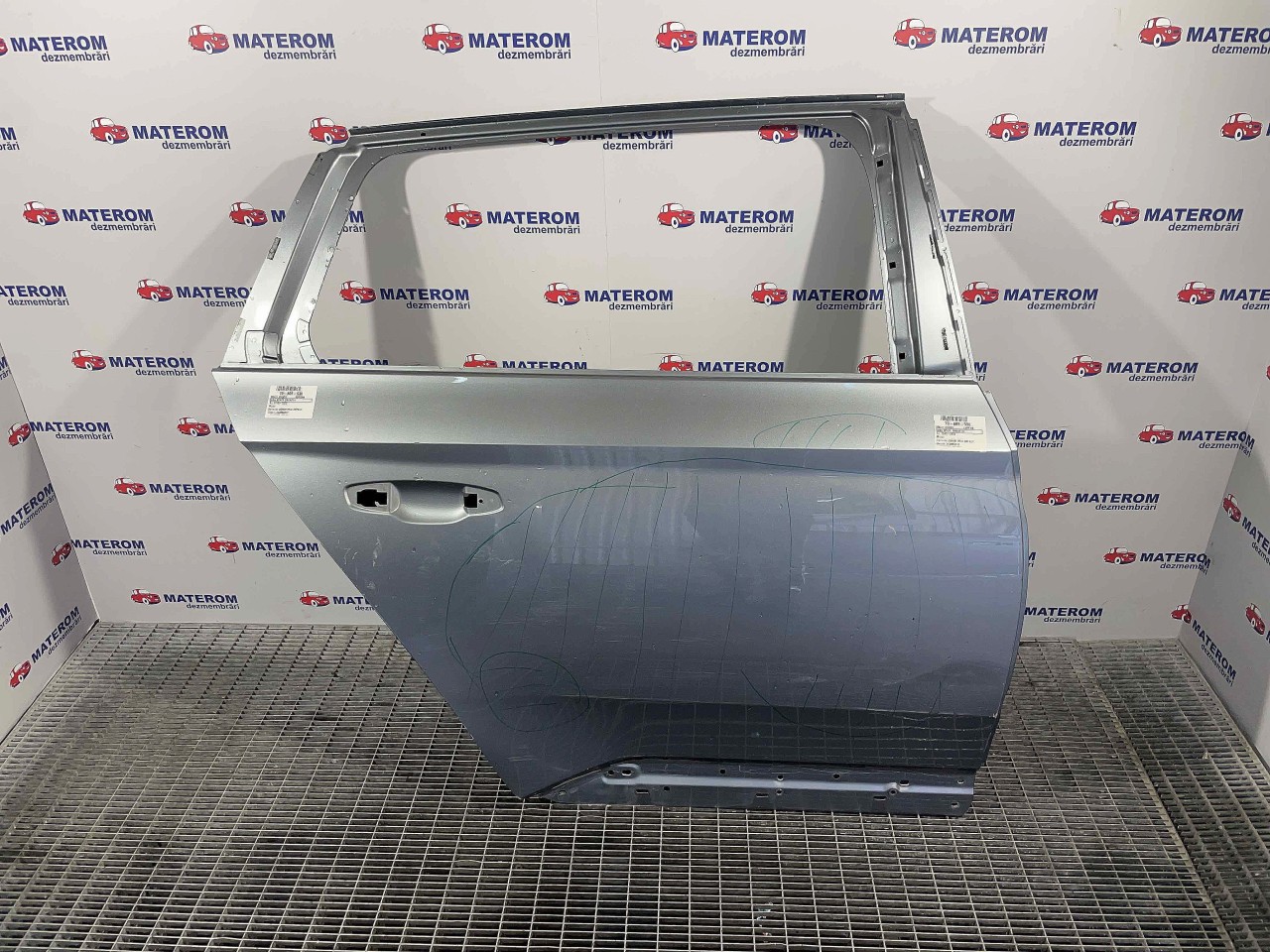 USA SPATE DREAPTA SKODA SUPERB - - (2015 2020)