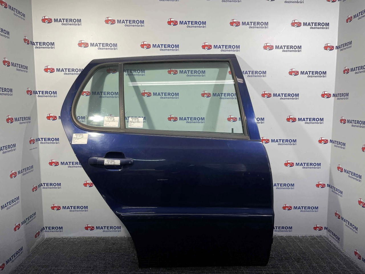 USA SPATE DREAPTA VW POLO POLO - - (1999 2001)
