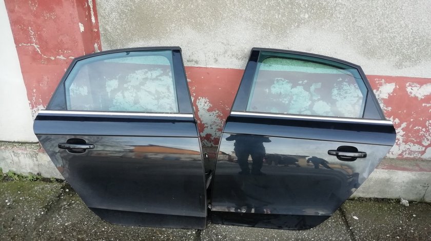 Usa spate stanga / dreapta Audi A4 B8 berlina