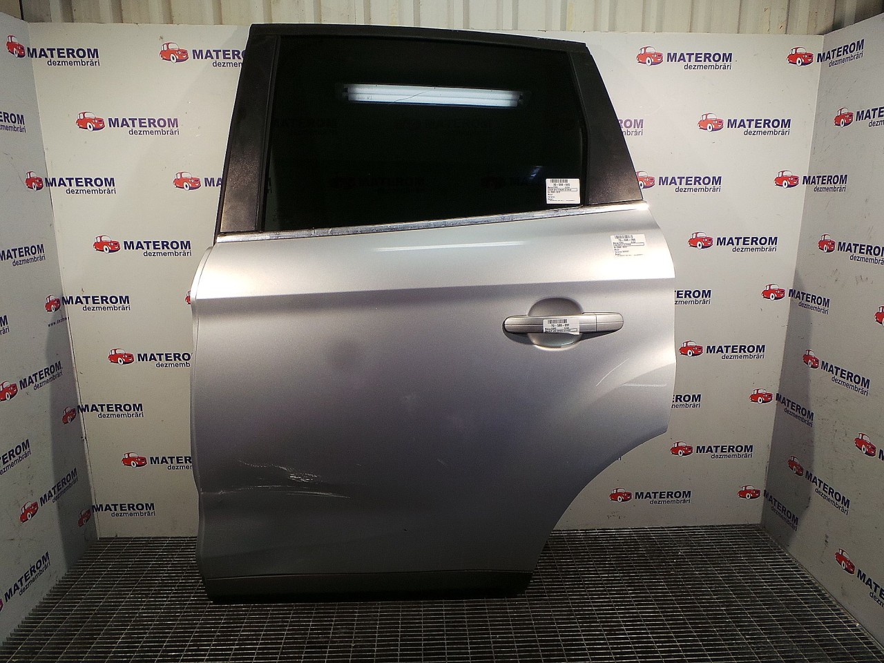 USA SPATE STANGA FORD KUGA - - (2008 2012)