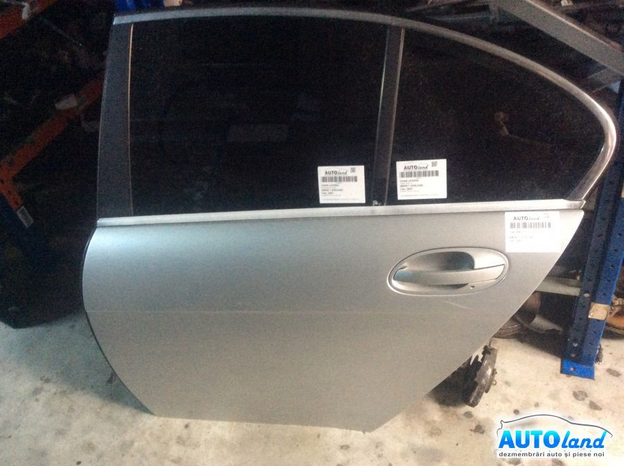 Usa Spate Stanga Goala Argintie BMW 7 E65,E66 2001
