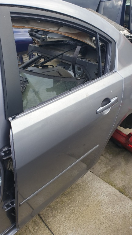 Usa spate stanga Mazda 3