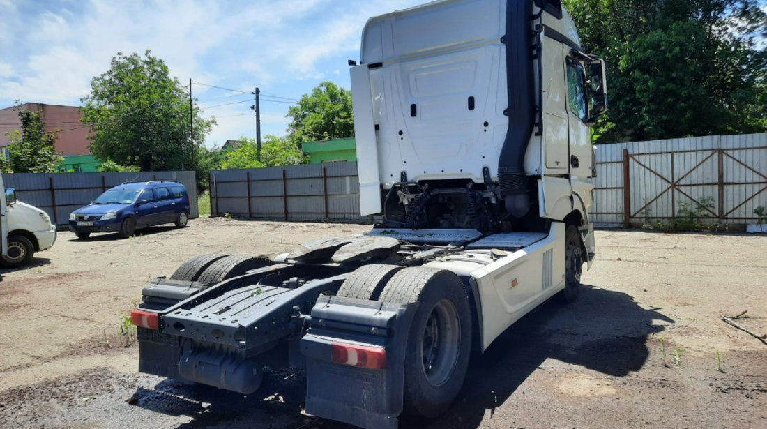 Usa stanga dreapta oglinda paravant parasolar Mercedes Actros MP4 EURO 6 Dezmembrez piese