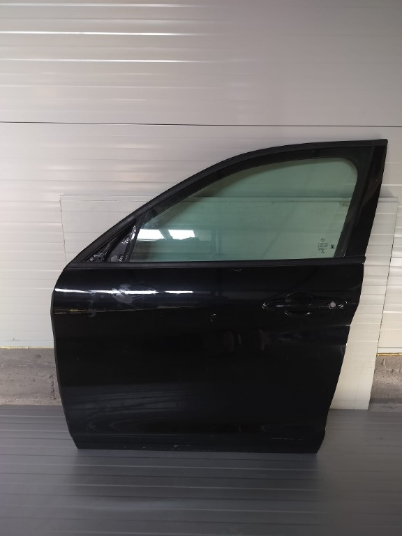 Usa stanga fata Alfa Romeo Stelvio
