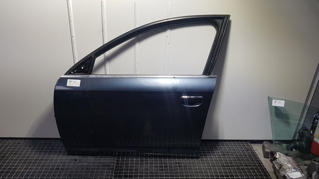 Usa stanga fata, Audi A6 (4F2, C6) (id:383630)