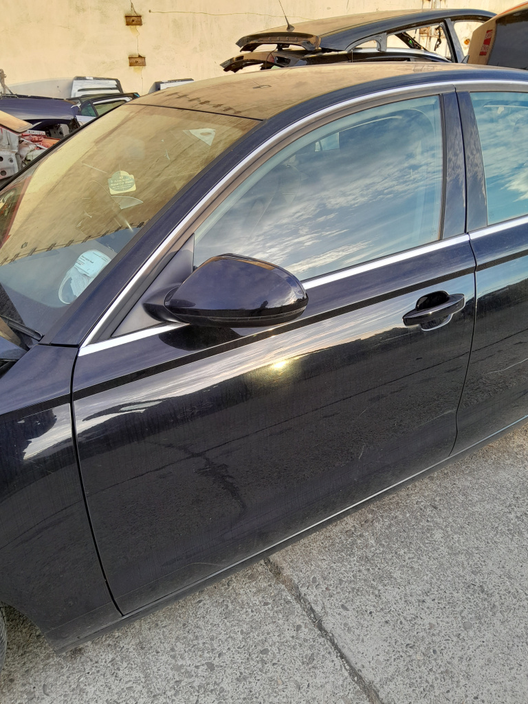 Usa stanga fata Audi A6 C7 2012, LY9B / CU MIC DEFECT