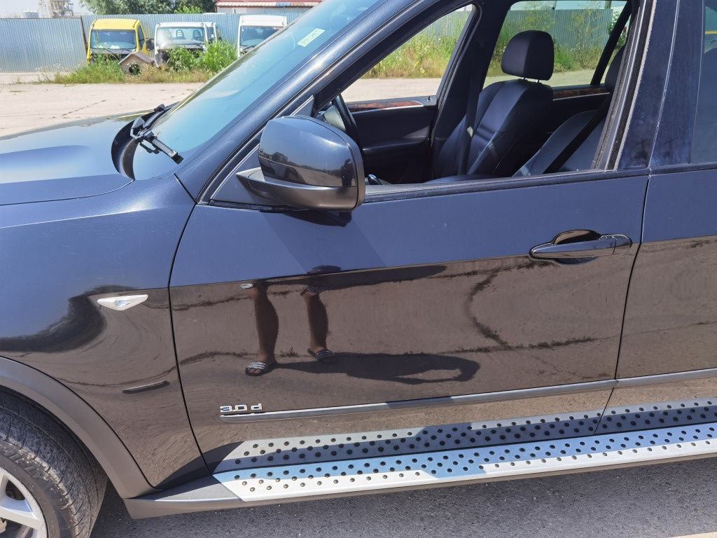 Usa stanga fata Bmw X5 E70