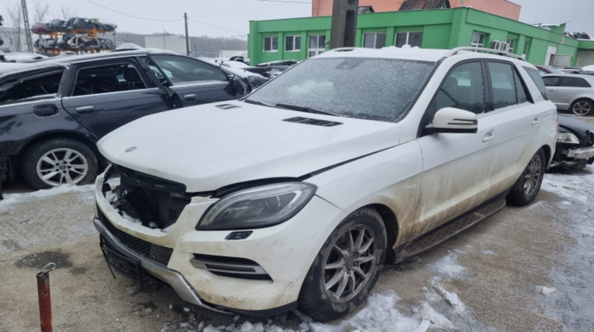 Usa stanga fata complet echipata Mercedes M-Class W166 2014 Crossover 3.0