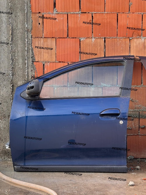 Usa stanga fata Dacia Logan 2 MCV - 801012479R (COMPLETA)