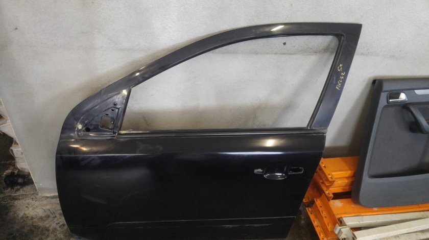 Usa stanga fata ford focus 2 hatchback 2004-2013