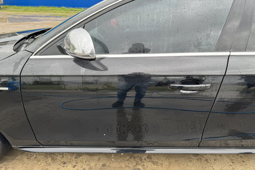 Usa stanga fata LY9B Audi A4 B8/8K [2007 - 2011]