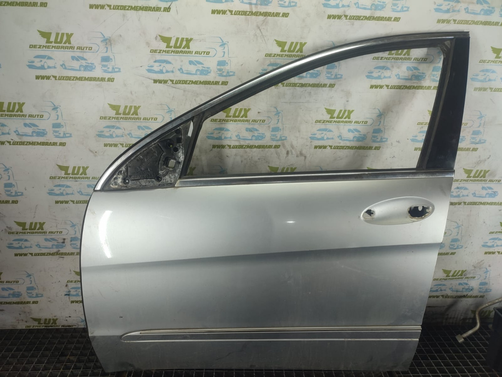 Usa stanga fata Mercedes-Benz R-Class W251 [2005 - 2010] 3.0 cdi om642.950