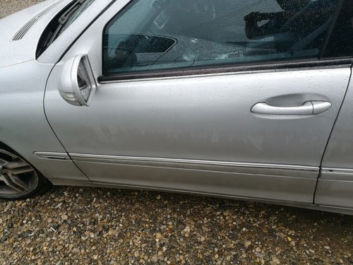 Usa stanga fata Mercedes C class w203