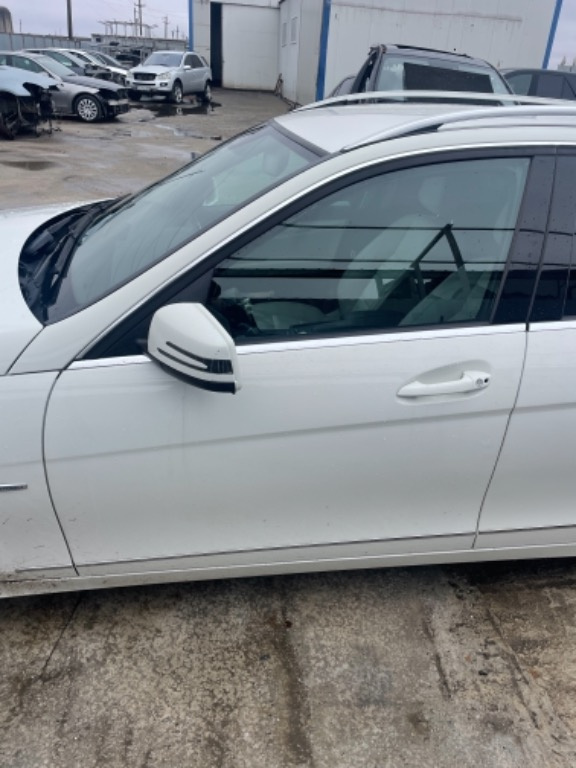 Usa stanga fata Mercedes c class w204 facelift