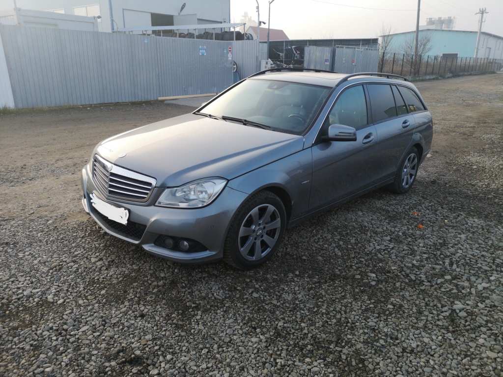 Usa stanga fata mercedes c220 cdi w204 facelift