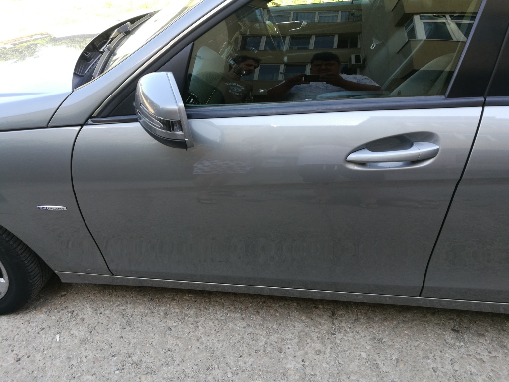 Usa stanga fata mercedes c220 cdi w204
