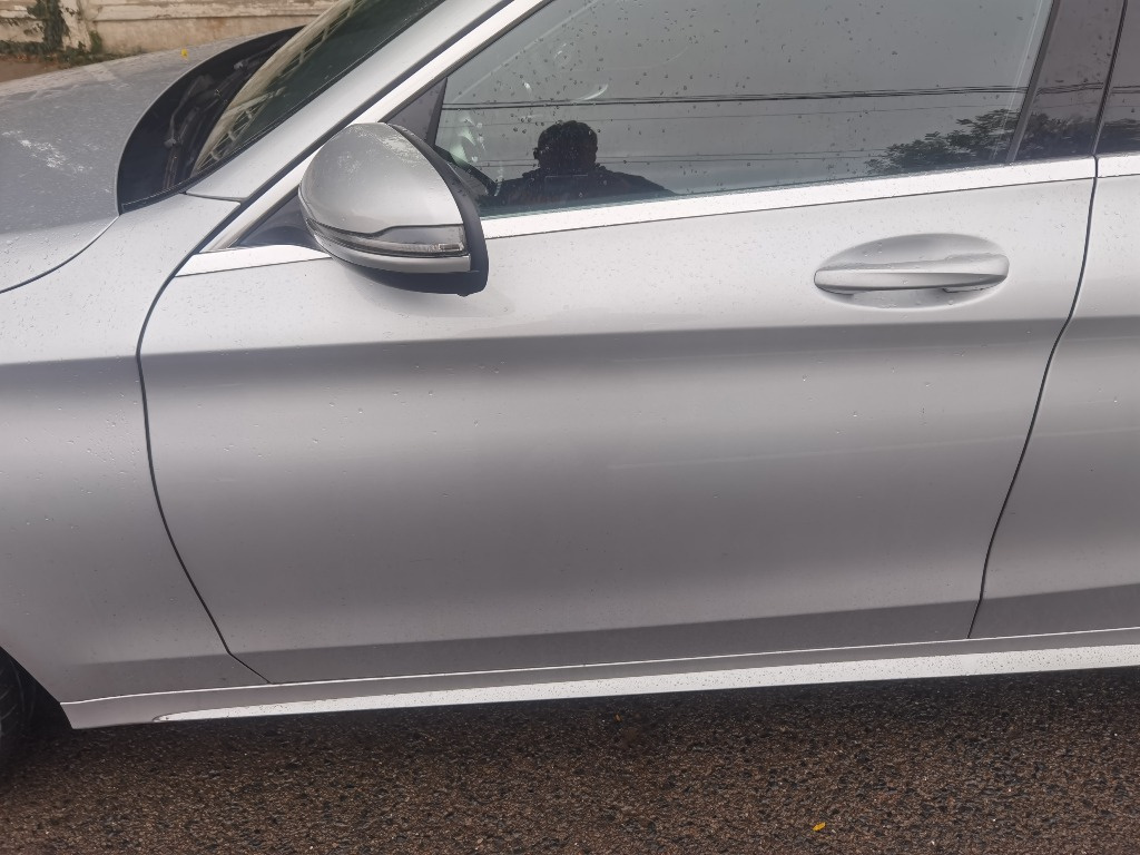 Usa stanga fata Mercedes C220 cdi w205