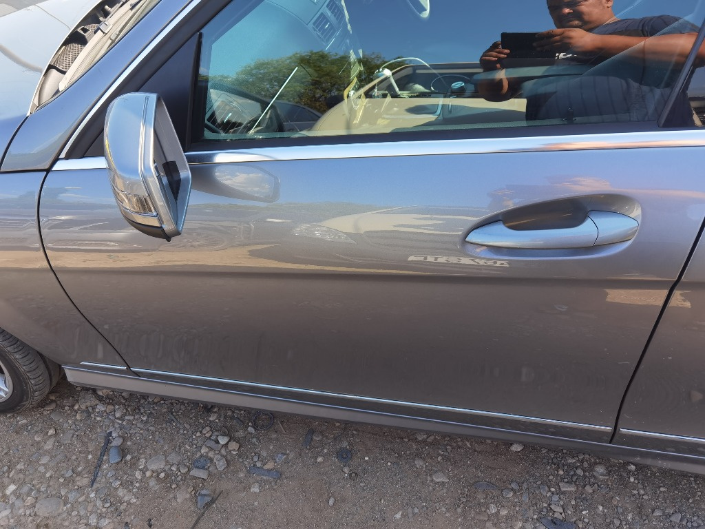 Usa stanga fata Mercedes C320 cdi w204