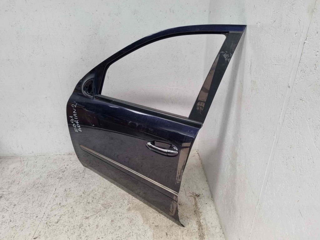 Usa stanga fata Mercedes Clasa ML (W164) [Fabr 2005-2012] 359 Albastru Tanzant