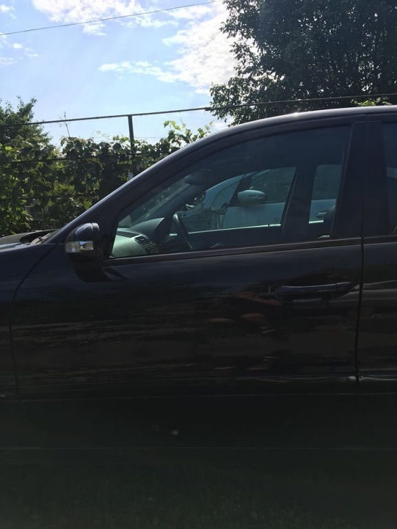 Usa stanga fata Mercedes E class w211 2003