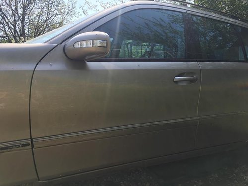 Usa stanga fata Mercedes E class w211 2006