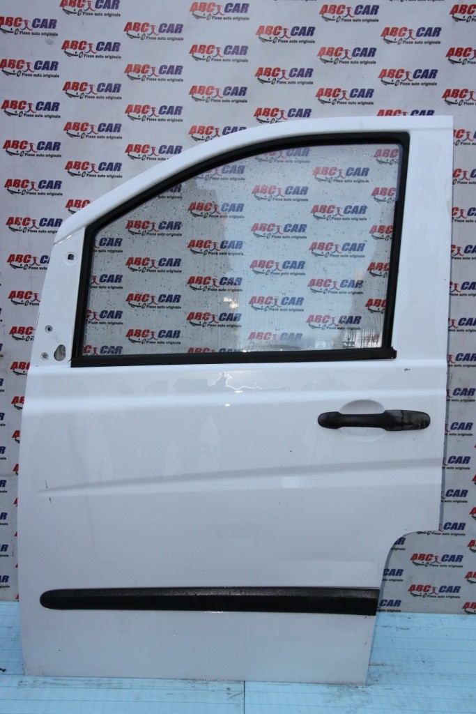 Usa stanga fata Mercedes Vito W639 model 2008