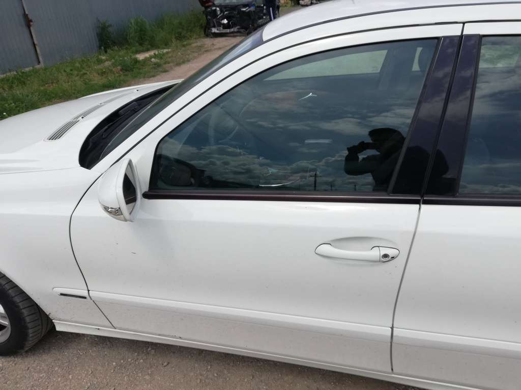 USA STANGA FATA MERCEDES W211 E-CLASS FACELIFT