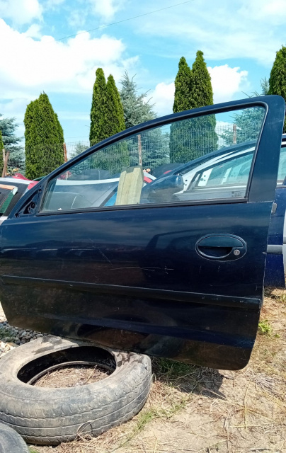 Usa stanga fata Mici zgarieturi Portiera fara anexe Opel Corsa C [2000 - 2003] Hatchback 3-usi