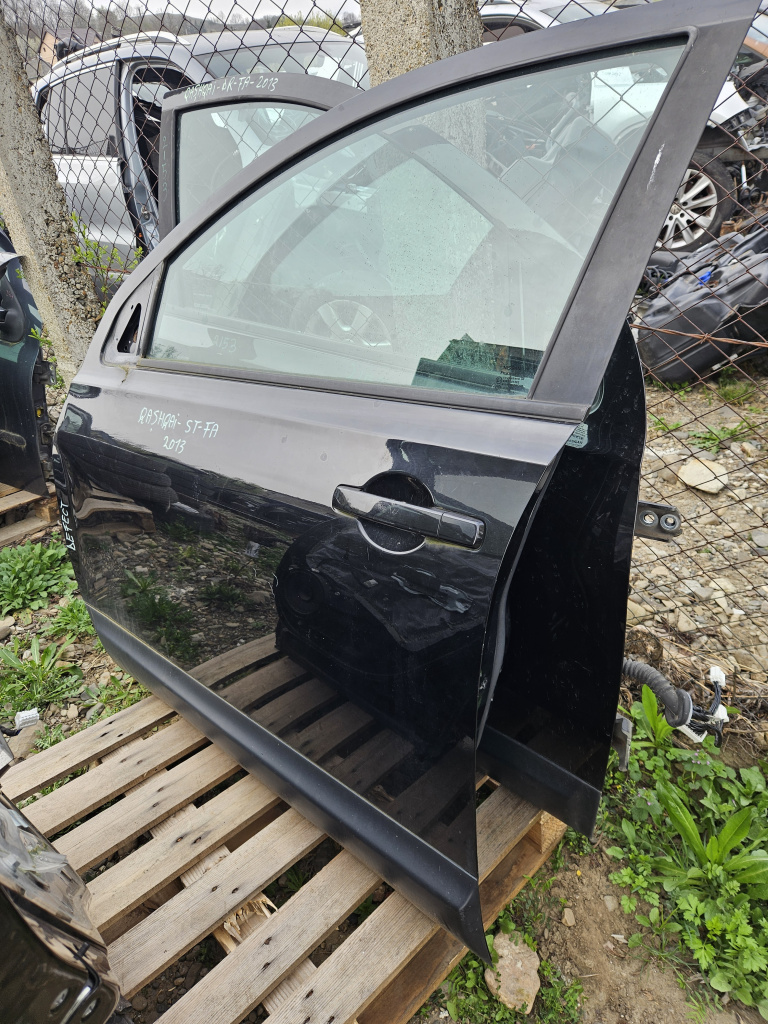 Usa stanga fata Nissan Qashqai - Motorina 2012, CU DEFECT