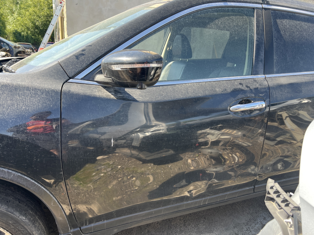 Usa stanga fata Nissan X-Trail 1.6 Motorina 2016, CU DEFECT