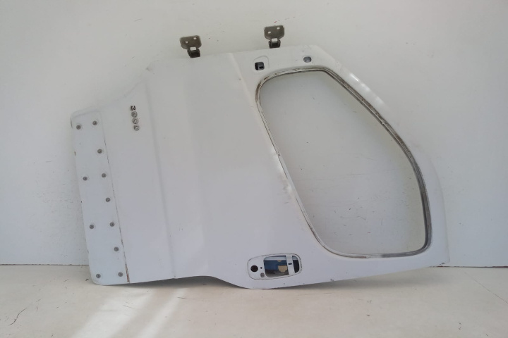 Usa stanga fata Opel Vivaro