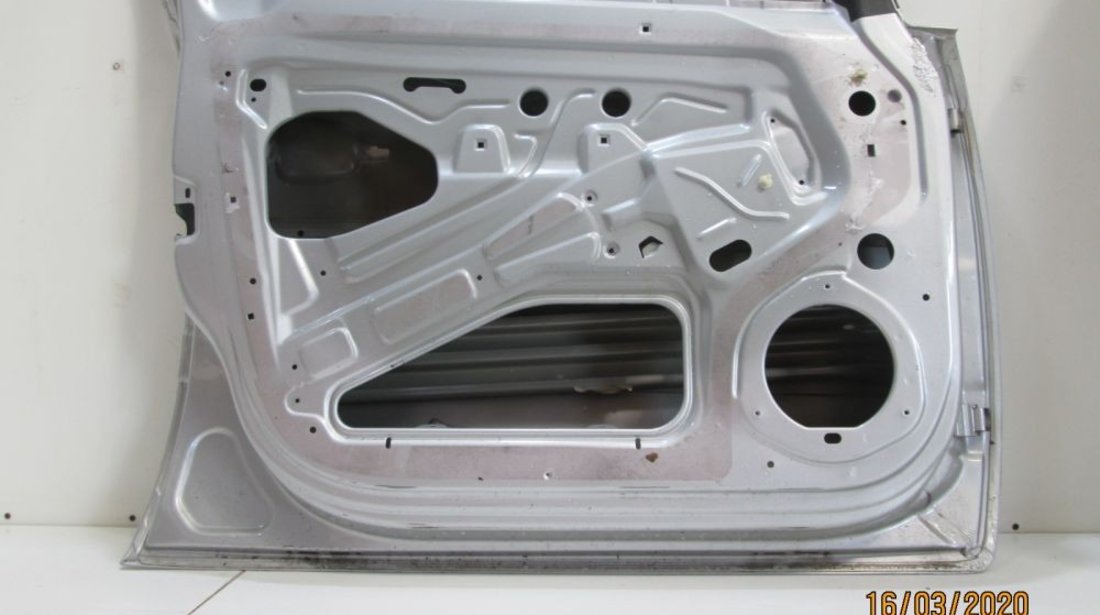 Usa stanga fata Opel Zafira B 2006 2007 2008 2009 2010 2011 2012