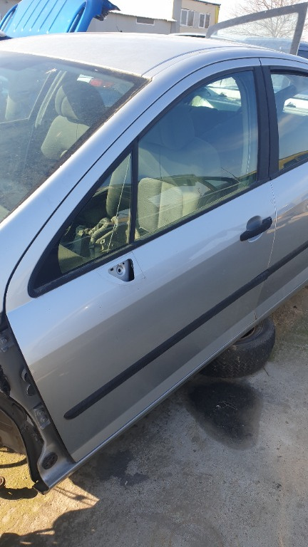 Usa stanga fata Peugeot 407 2004 Limuzina 2.0