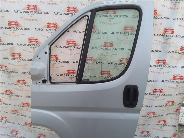 Usa stanga fata Peugeot BOXER an fabr.2008