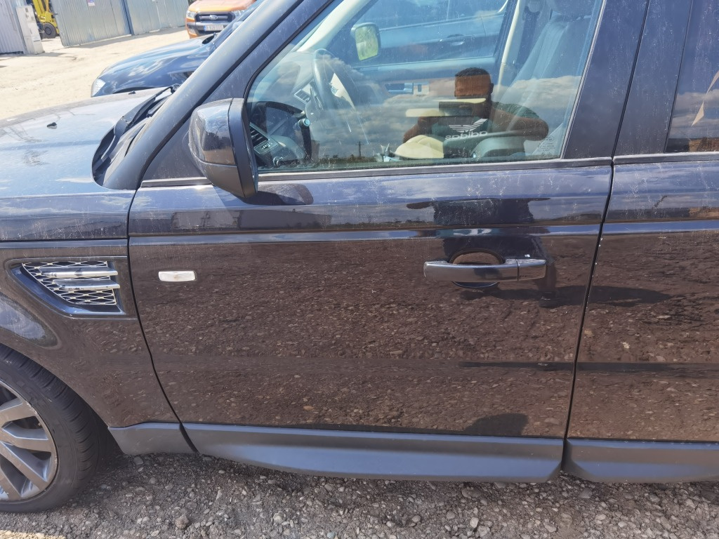 Usa stanga fata Range Rover Sport 2011 facelift