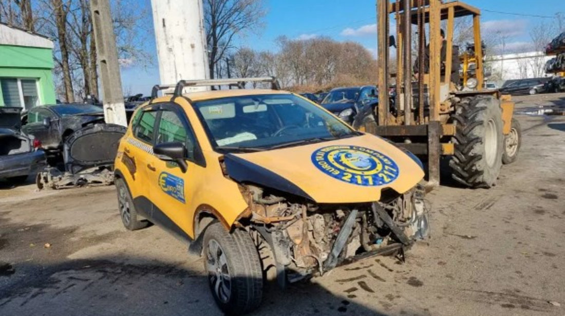 Usa stanga fata Renault Captur 2019 suv 0.9 tce