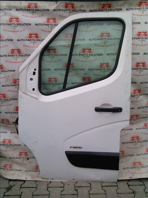 Usa stanga fata RENAULT MASTER an fabr. 2013