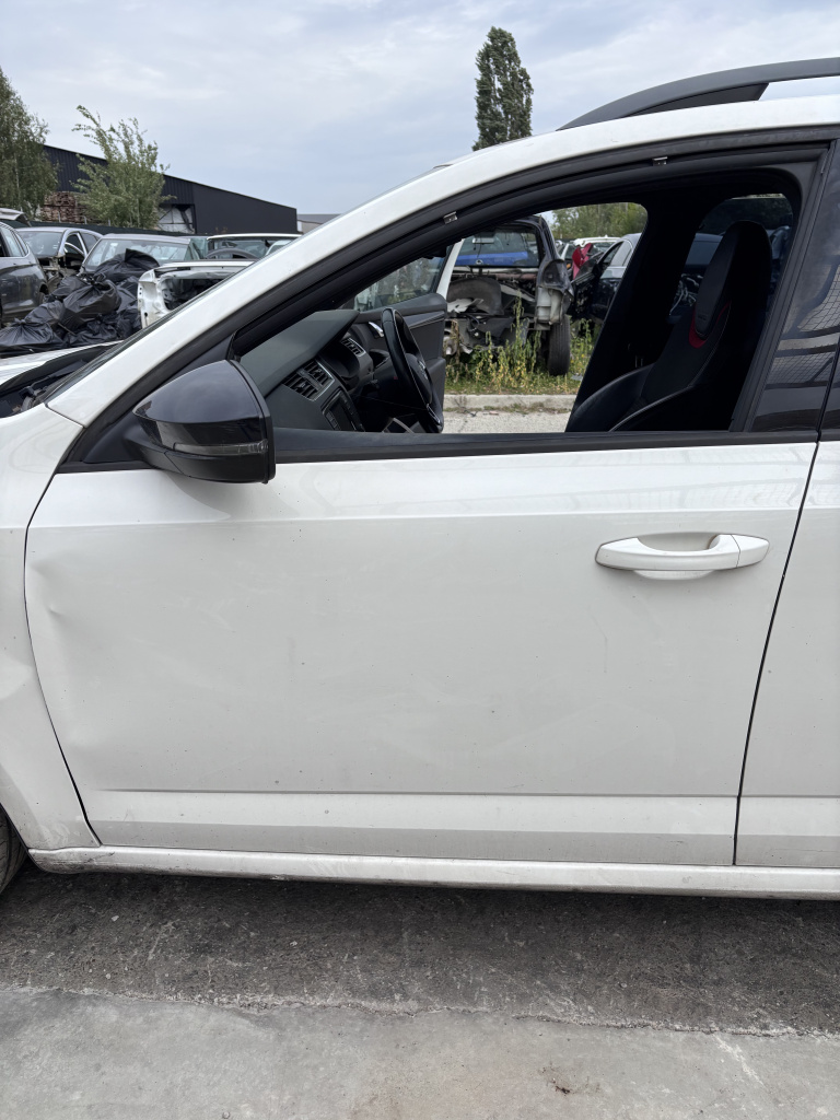 Usa stanga fata Skoda Octavia 3 2.0 Motorina 2014, CU DEFECT