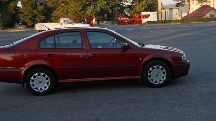 Usa Stanga Fata Skoda Octavia Tour