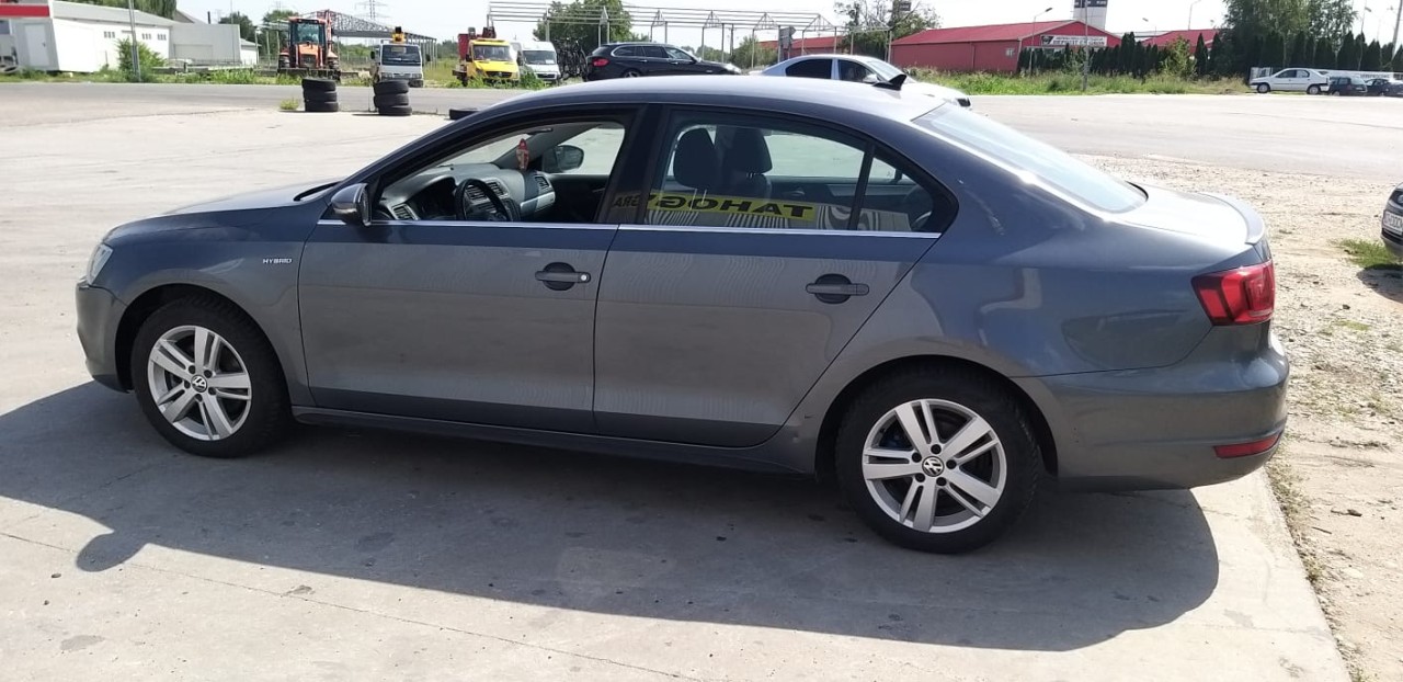 Usa stanga fata, Volkswagen Jetta 2014 Sedan 1.4 TSI CRJA Hybrid