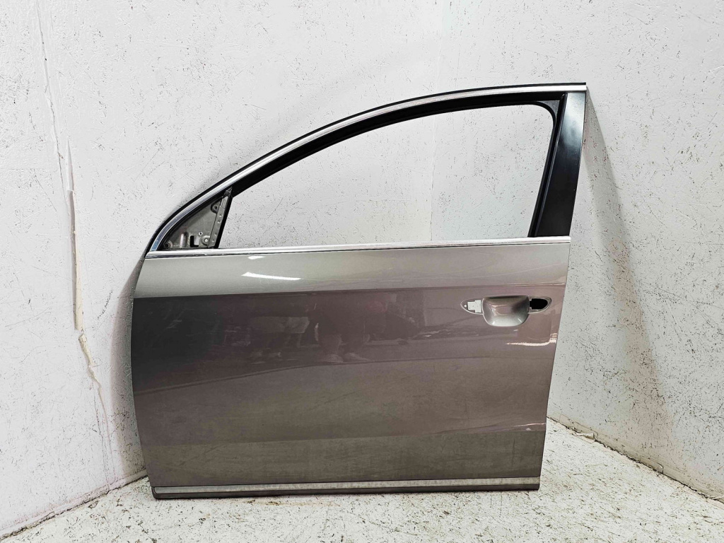 Usa stanga fata Volkswagen Passat B7 (362) [Fabr 2010-2014] LA8X