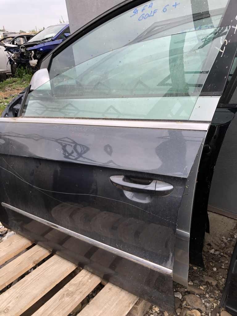 Usa stanga fata Volkswagen Passat CC - Motorina 2013, -