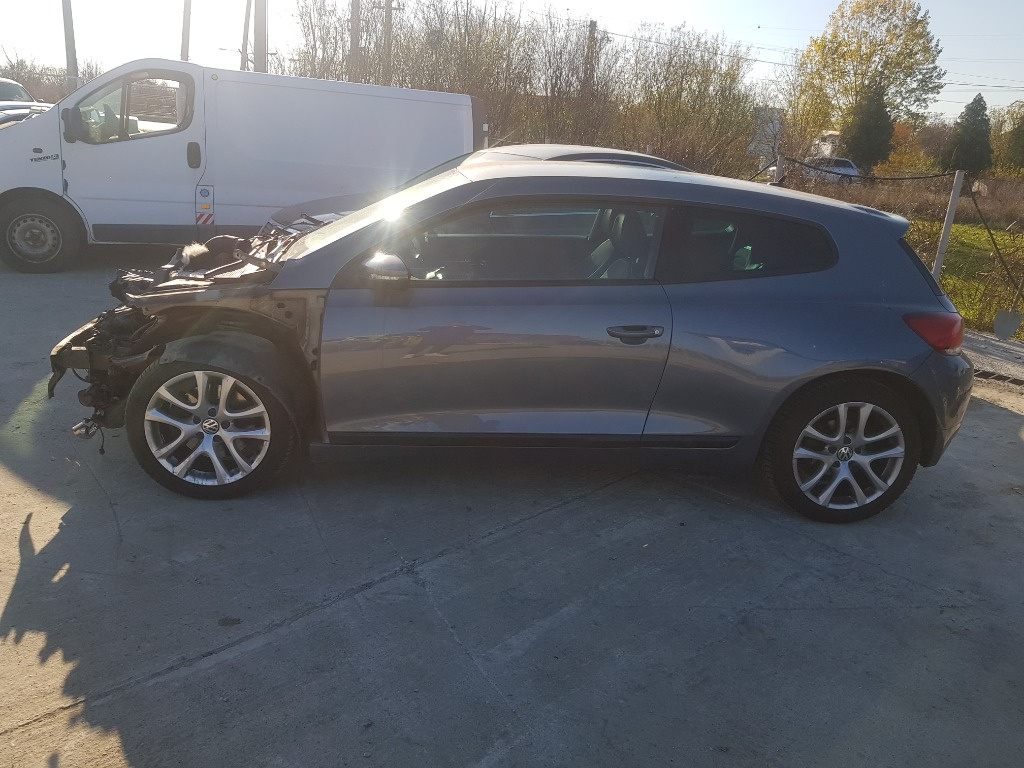 Usa stanga fata Volkswagen Scirocco 2010 coupe 1.4 tsi