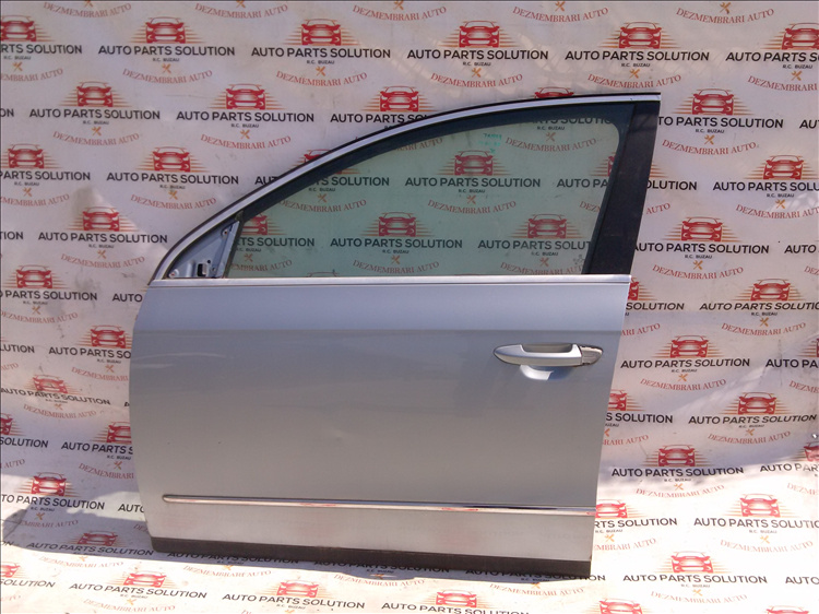 Usa stanga fata VW PASSAT B 6 2.0 TDI an fabr. 2010